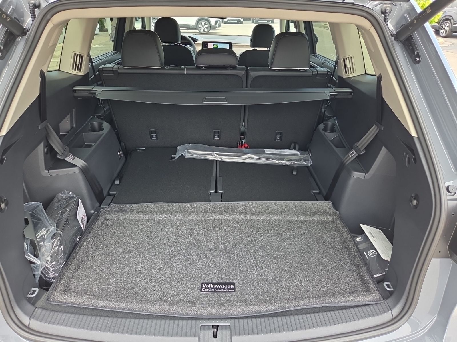 new 2026 Volkswagen Atlas car, priced at $54,258
