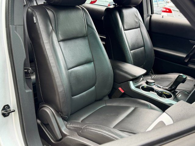 Used 2014 Silver Ford XLT image 27