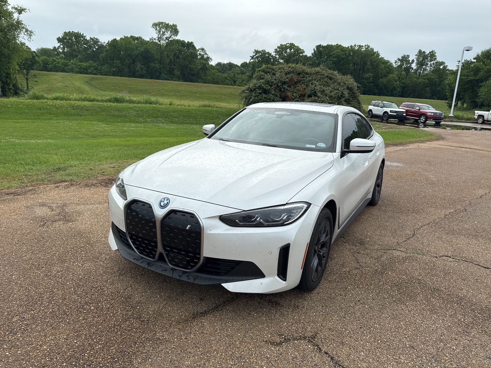 Mineral White Metallic 2023 BMW i4 eDrive35 Gran Coupe FWD Sedan Rear-Wheel Drive Automatic