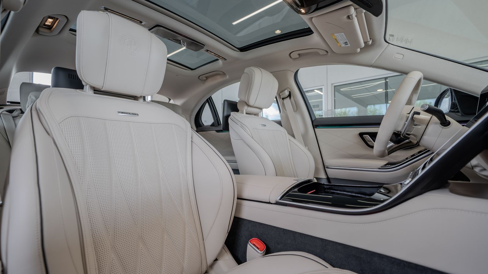 2025 Mercedes-Benz S-Class S 63 - Photo 33