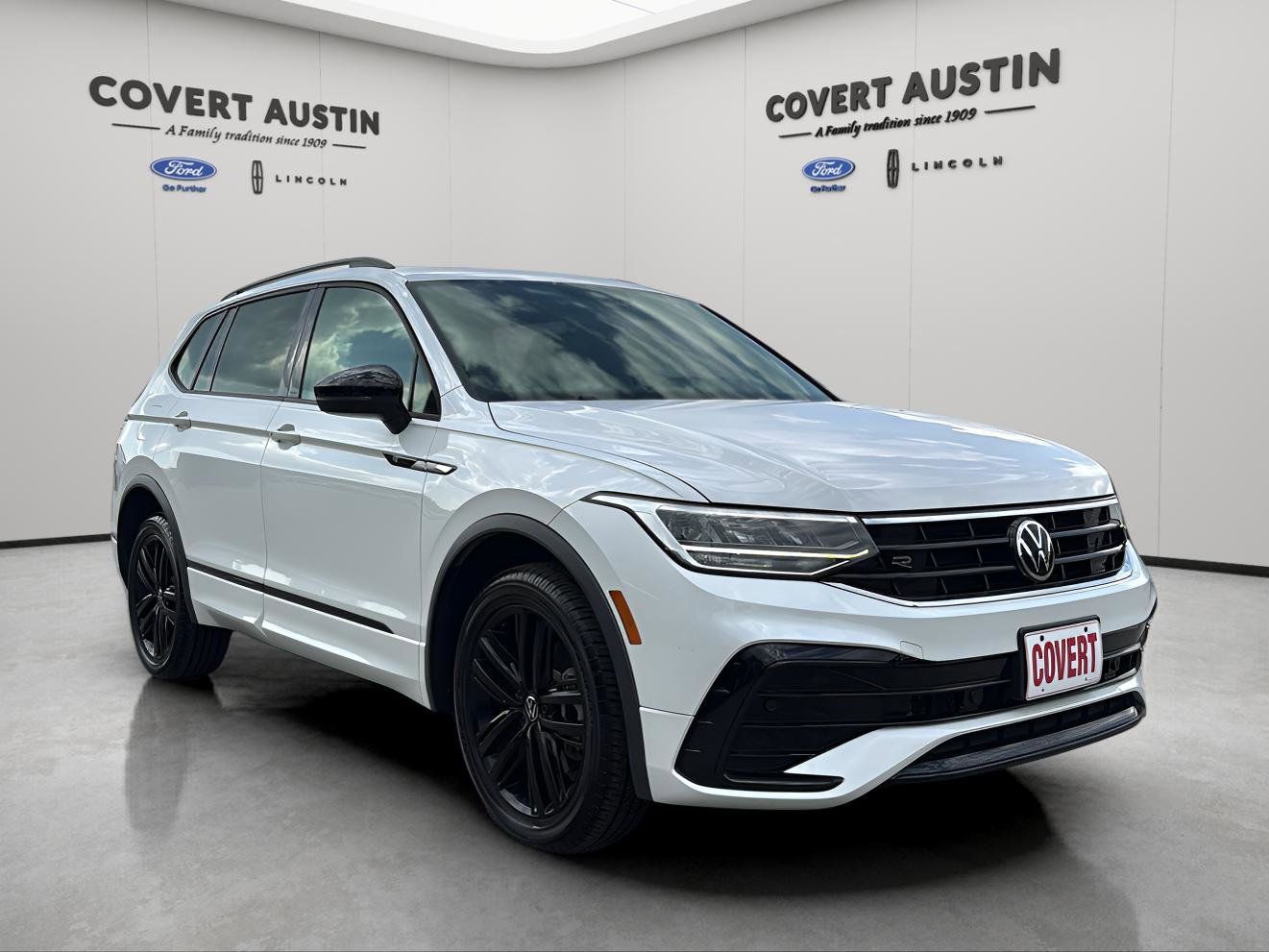 Used Car 2022 Volkswagen Tiguan  2.0t Se R-line Black For Sale In Austin, Texas