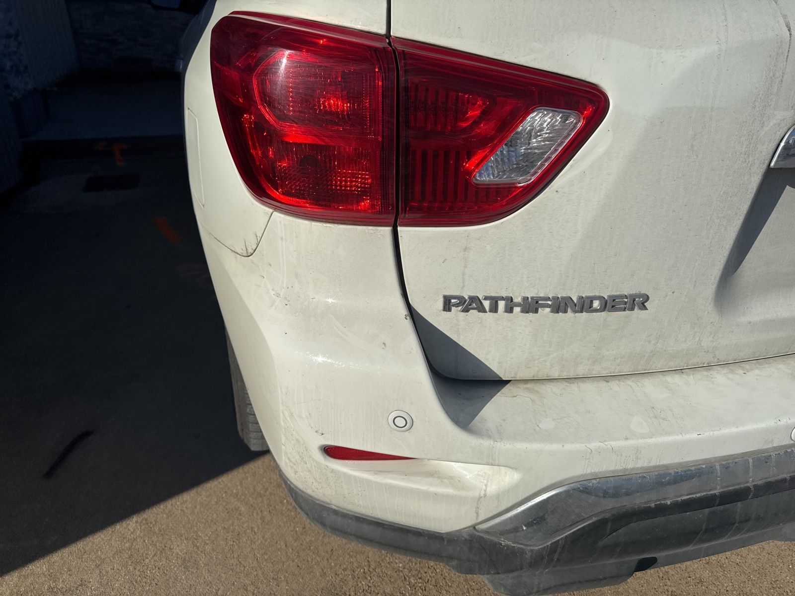 2019 Nissan Pathfinder SL 6