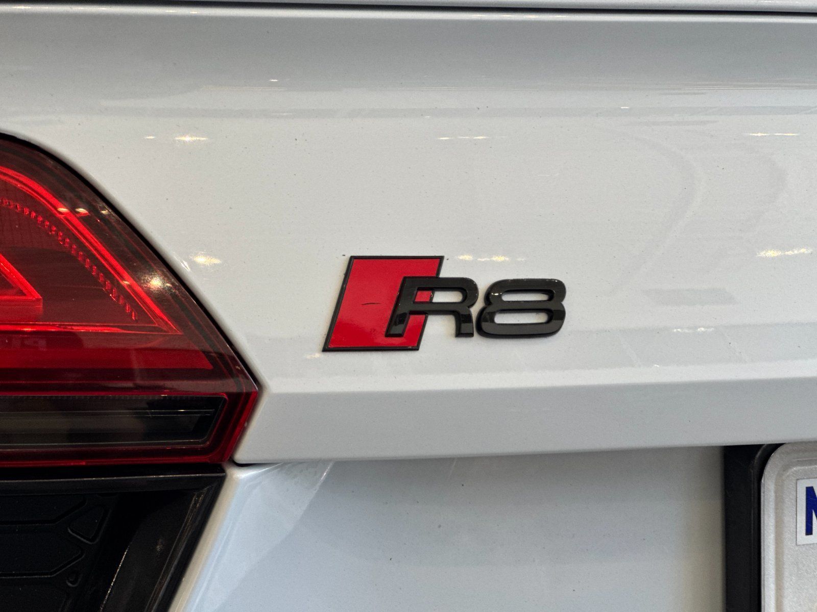 2018 Audi R8 5.2 Plus — full photo 20 of 29