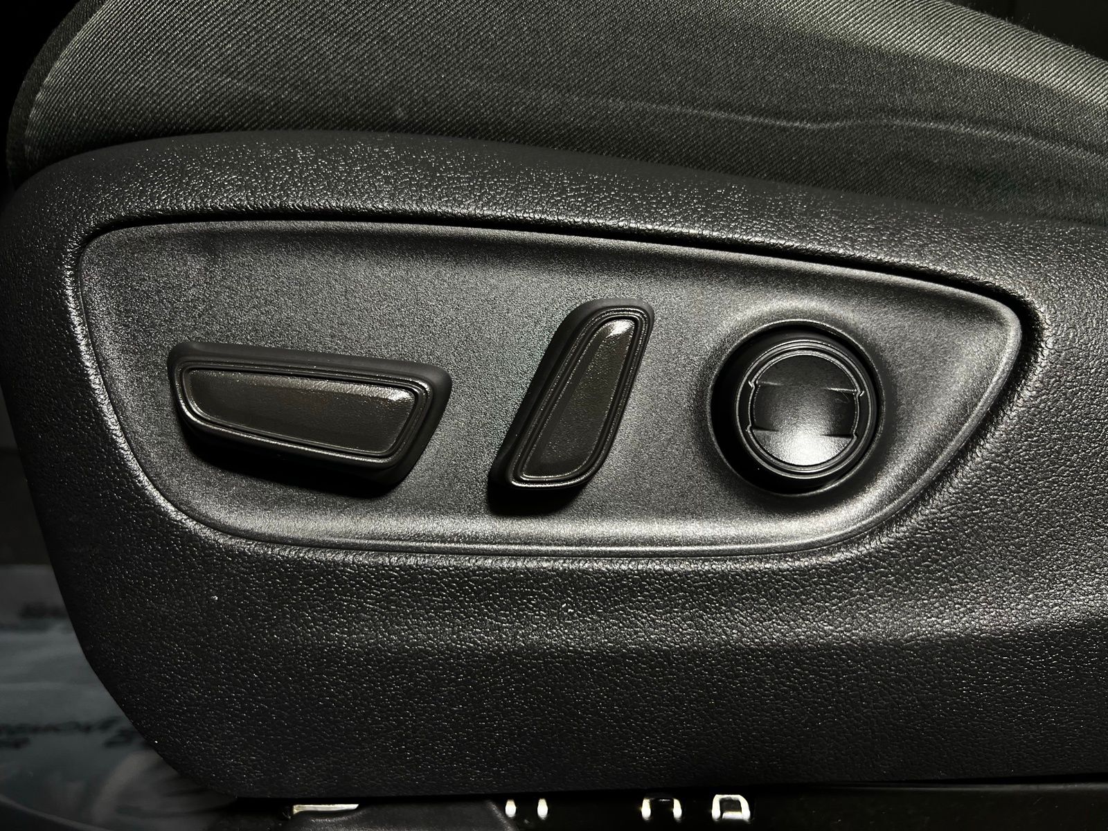 Thumbnail: 2024 Toyota RAV4 - 15