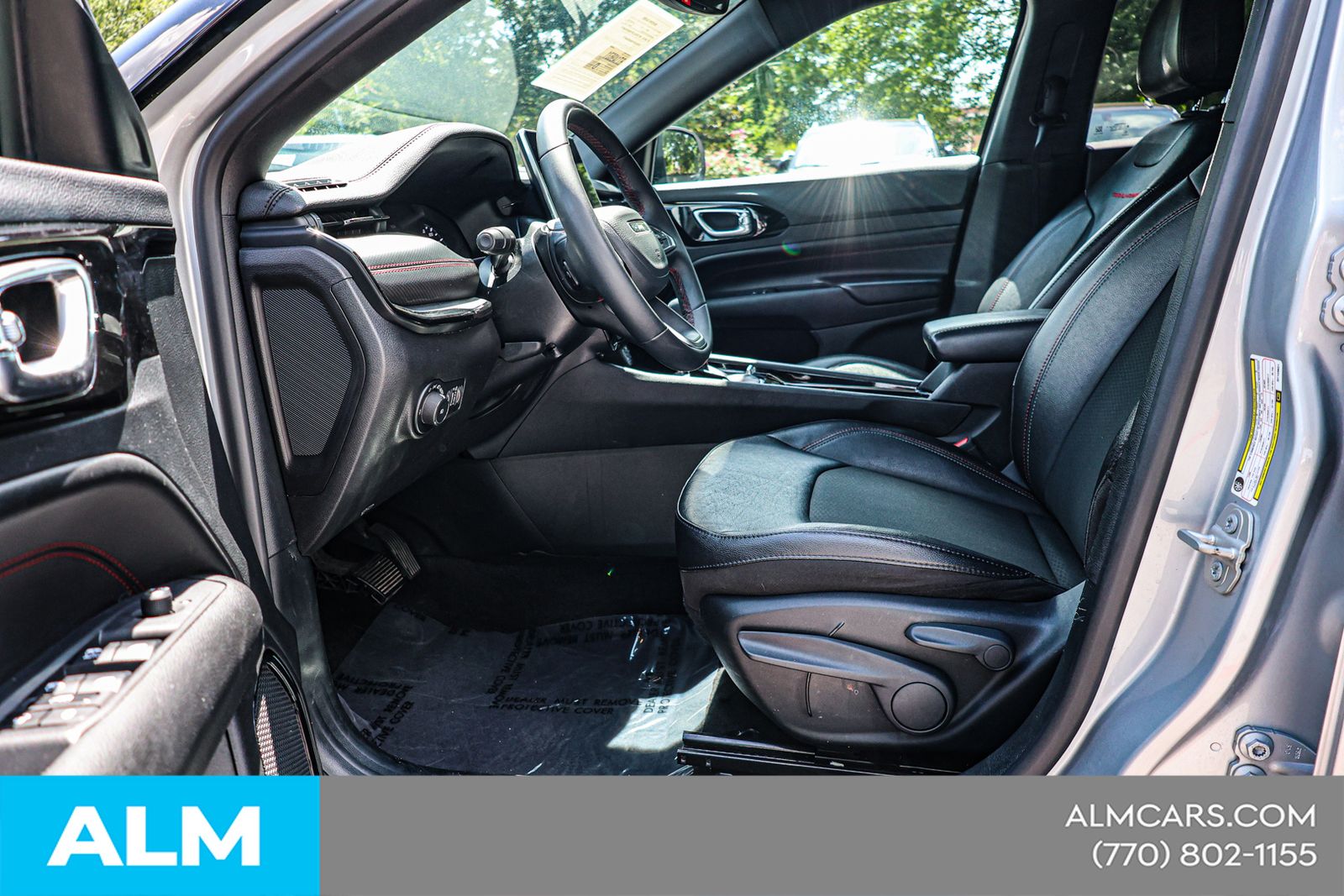 Used 2024 Silver Jeep Trailhawk image 17