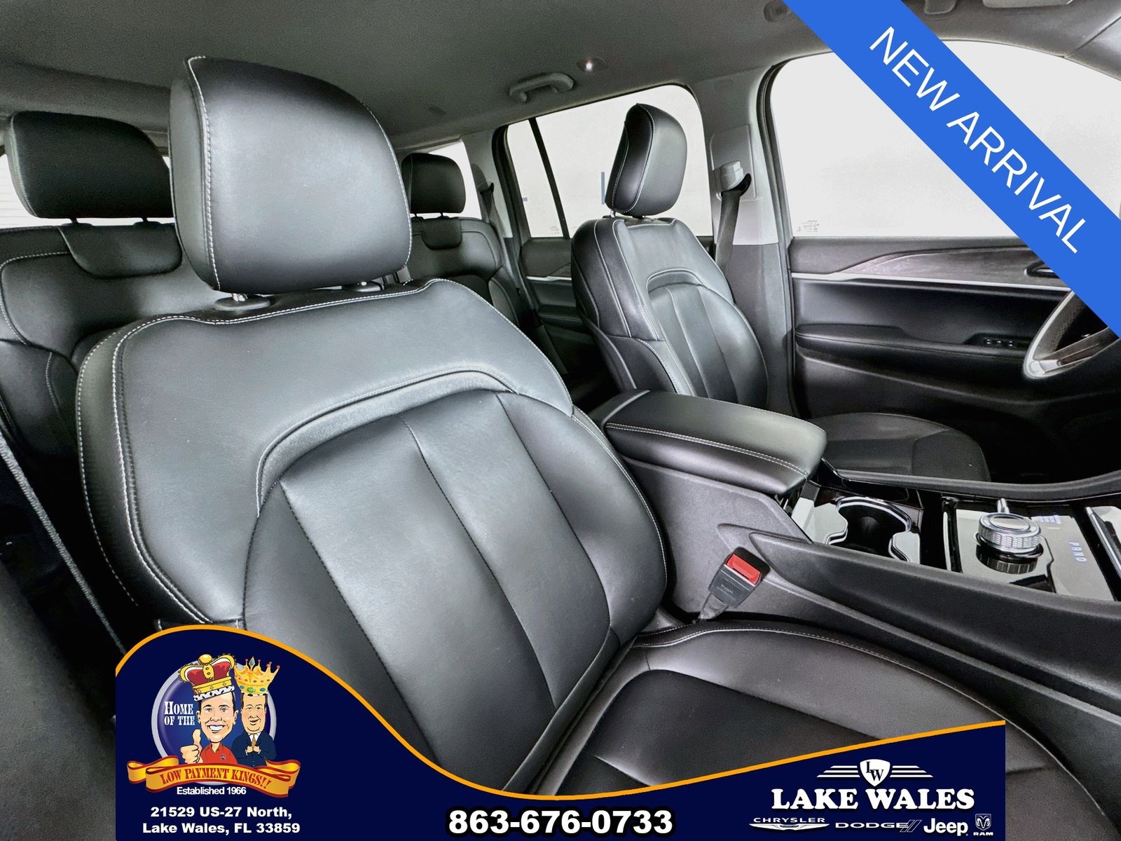 2023 Bright White Clearcoat Jeep Grand Cherokee Limited 4X4 SUV