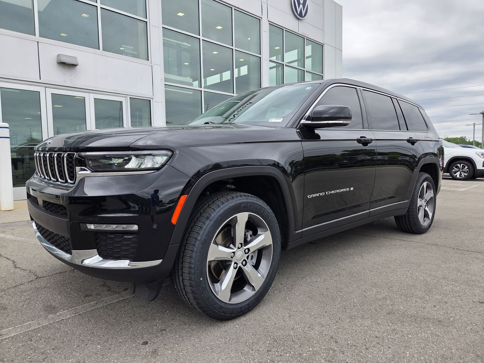 used 2023 Jeep Grand Cherokee L car, priced at $32,250