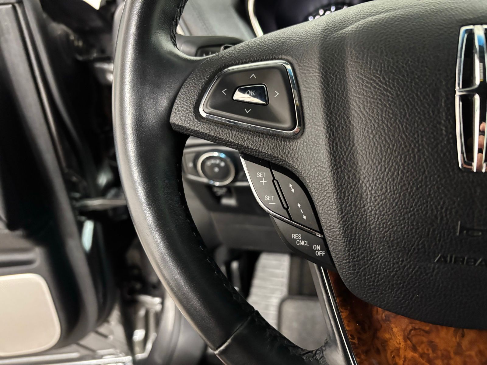 Used Car 2017 Lincoln Mkx  Reserve For Sale Under $20,000 In Austin, Texas