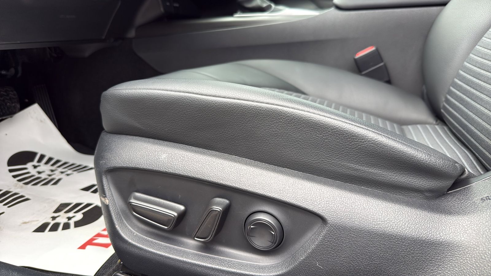 Used Car 2023 Toyota Camry  Se For Sale Under $30,000 In Austin, Texas
