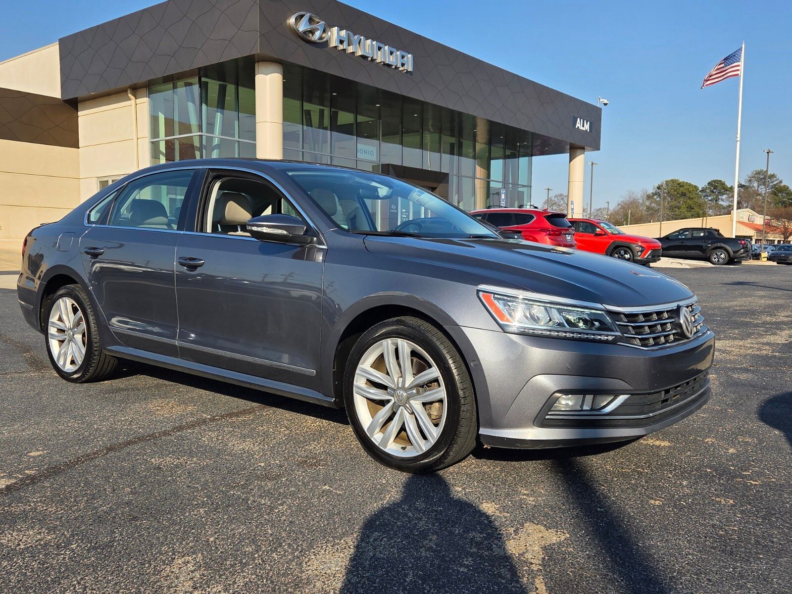 2016 Volkswagen Passat 1.8T SEL Premium