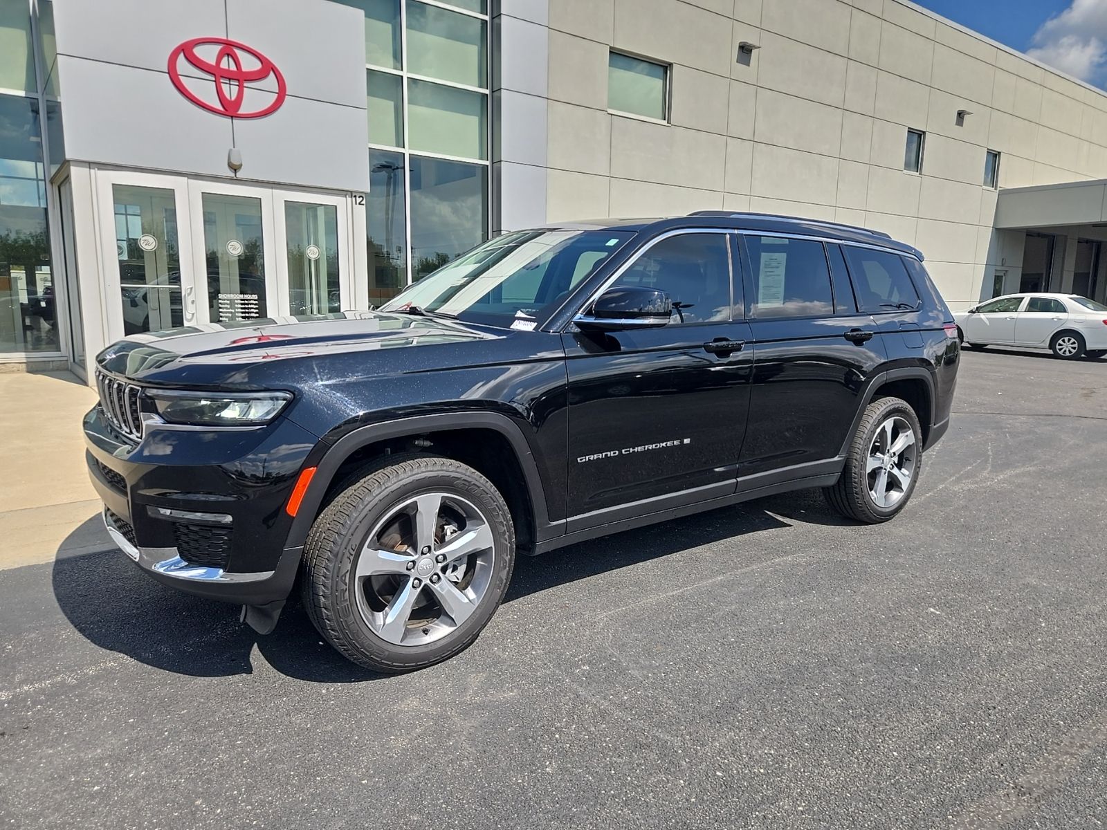 2023 Jeep Grand Cherokee L Limited - Photo 11