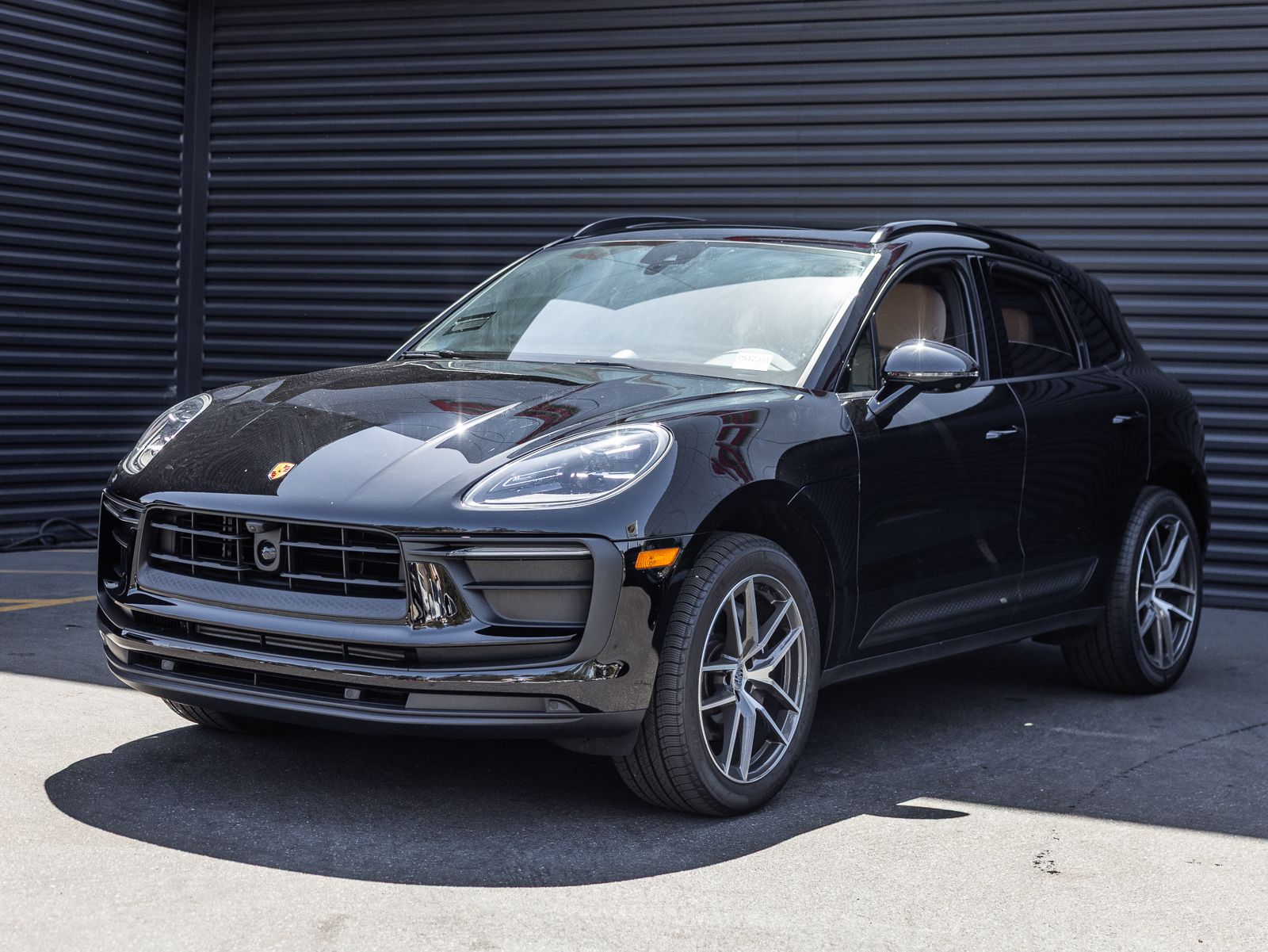 Black 2026 Porsche Macan SUV / Crossover 7-Speed Automatic