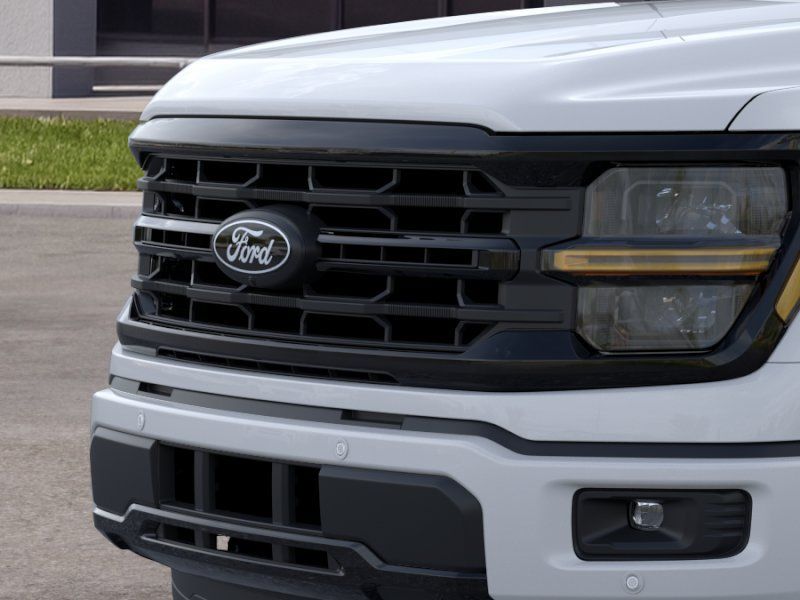 New 2026 White Ford XLT image 17