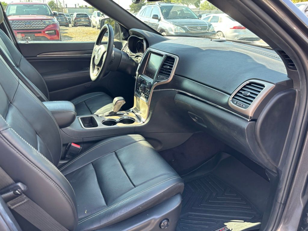 Used Car 2017 Jeep Grand Cherokee  Limited For Sale Under $10,000 In Austin, Texas