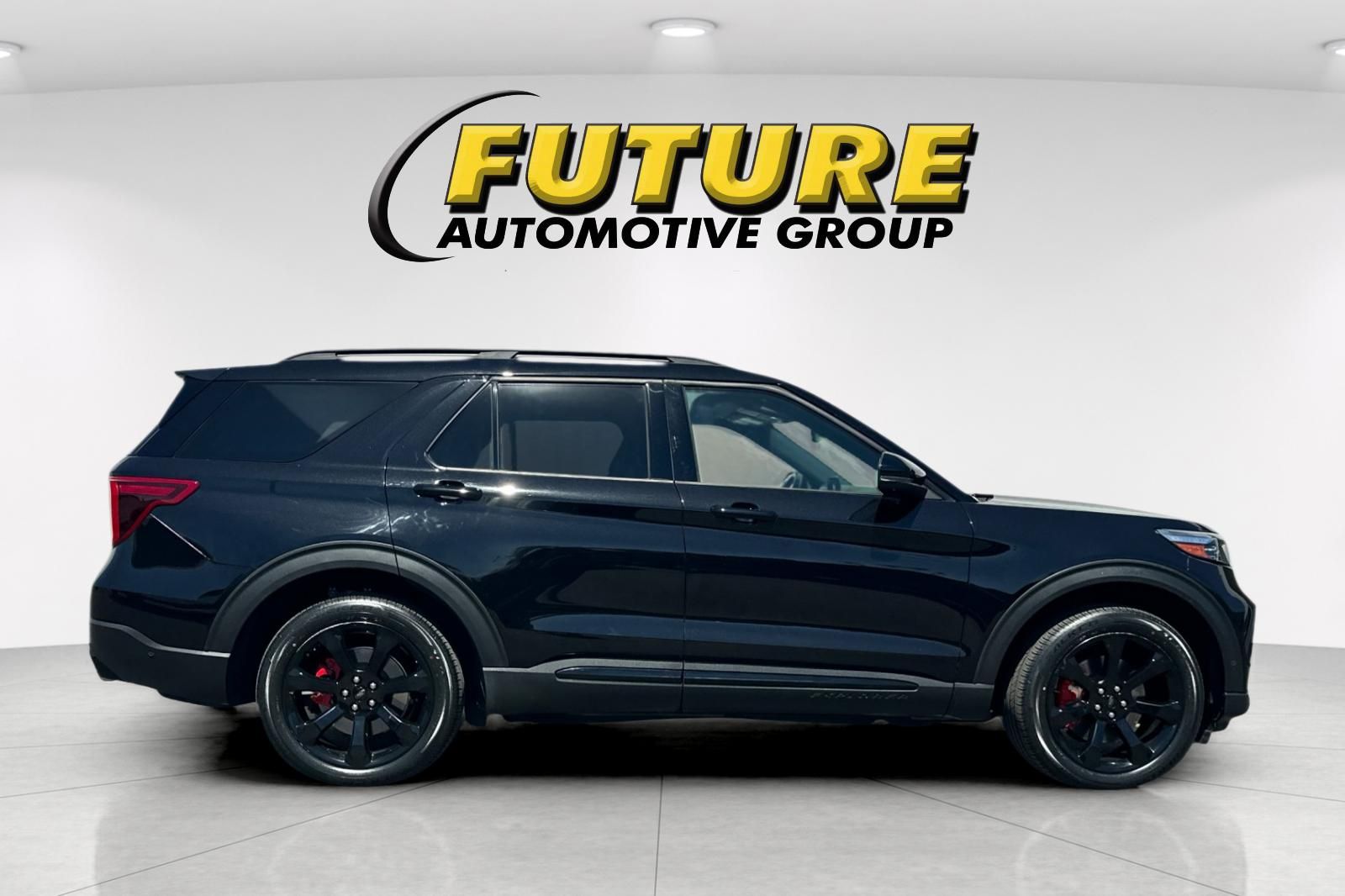 View vehicle photo 2