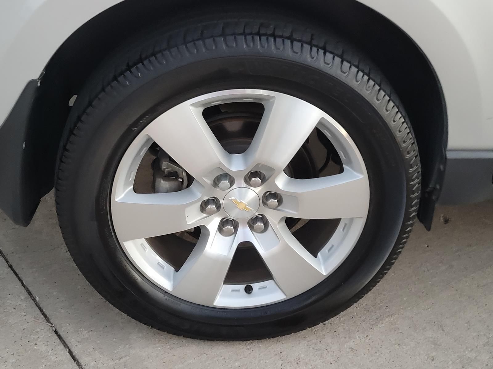 used 2015 Chevrolet Traverse car, priced at $8,700