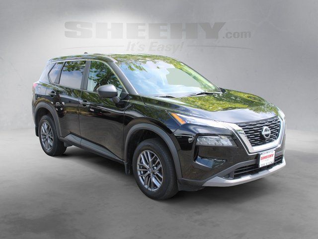 Used 2023 Black Nissan S image 2