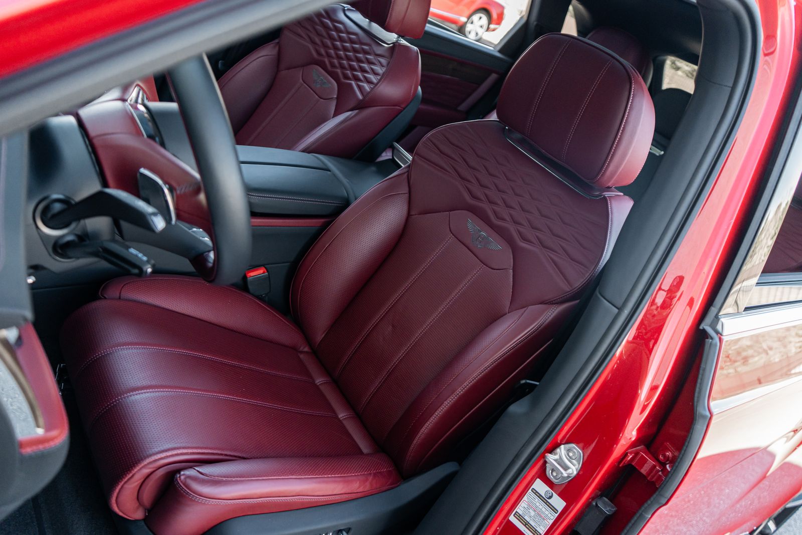 2024 Bentley Bentayga Azure - Photo 26