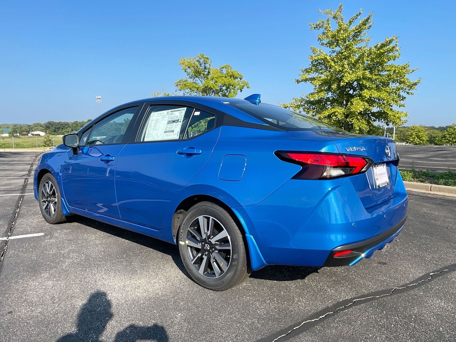 2024 Nissan Versa 1.6 SV 31