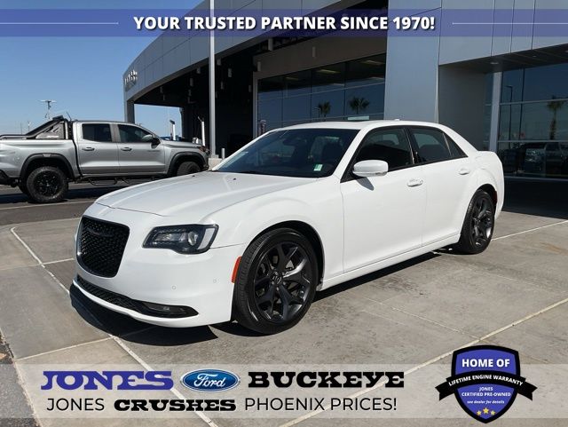 Bright White Clearcoat 2023 Chrysler 300 S V6 RWD Sedan Rear-Wheel Drive 8-Speed Automatic
