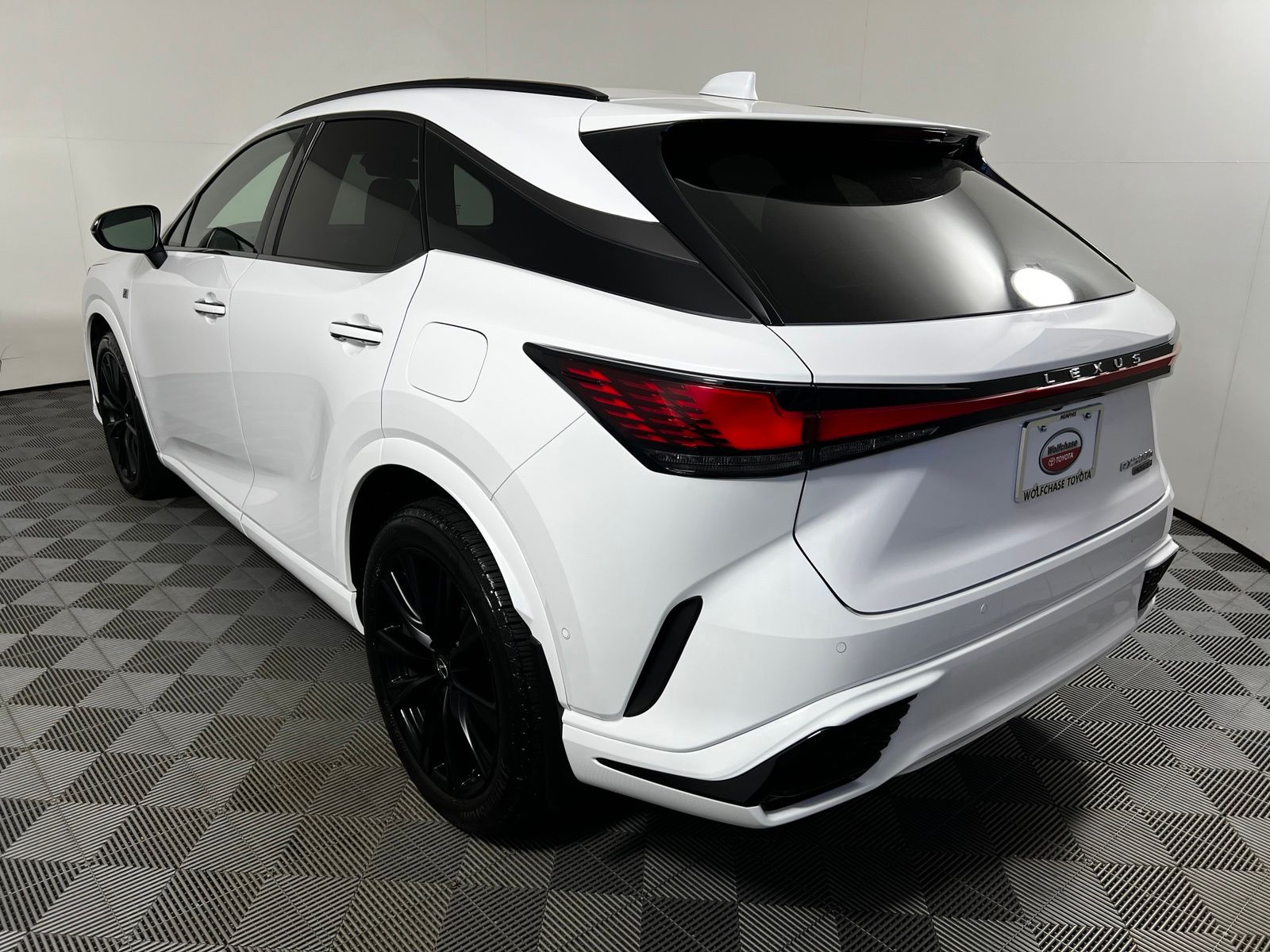 Thumbnail: 2025 Lexus RX - 7