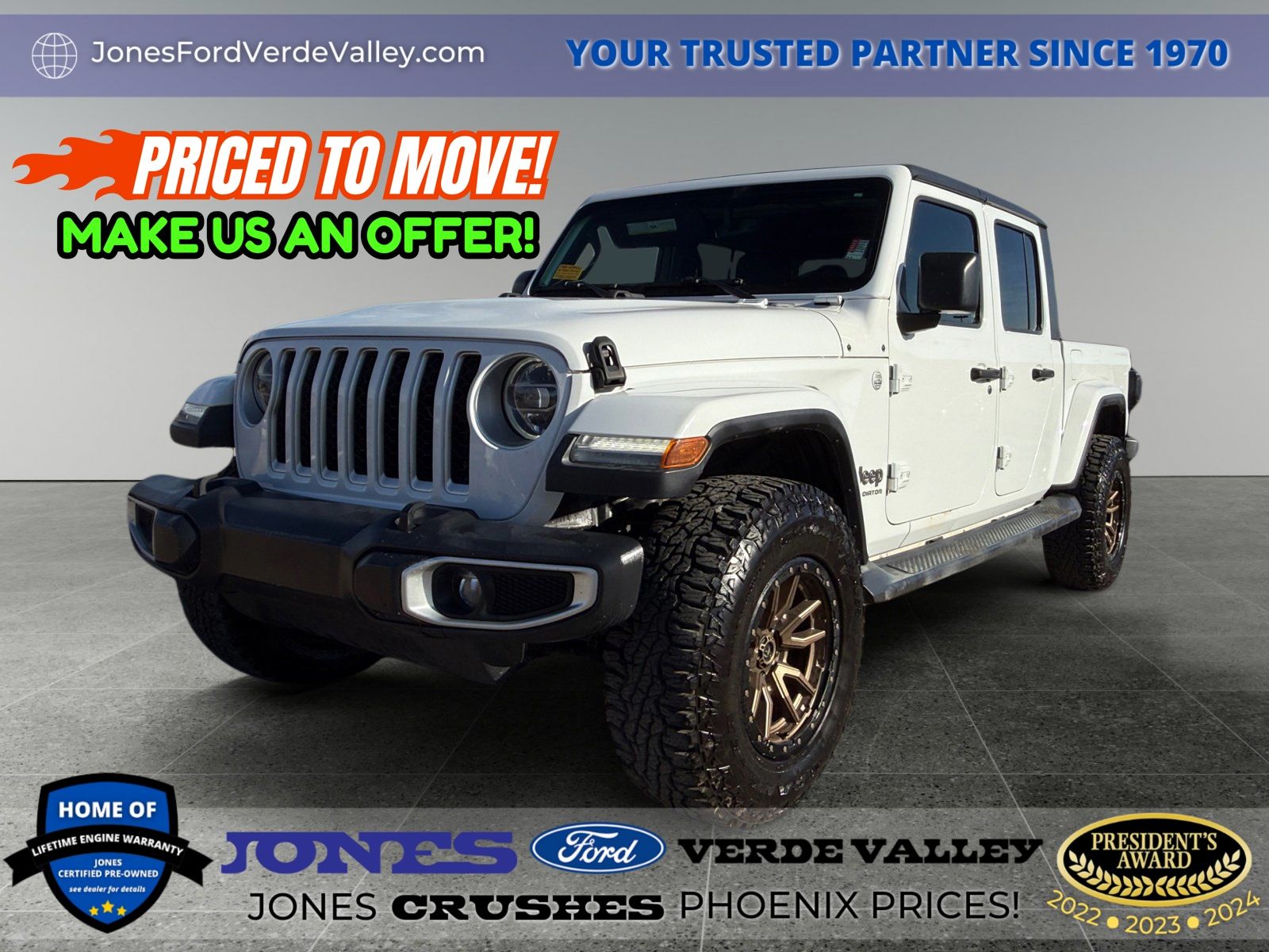 Bright White Clearcoat 2020 Jeep Gladiator Overland Crew Cab 4WD Pickup Truck Four-Wheel Drive 8-Speed Automatic