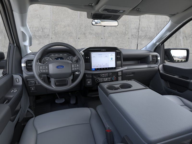 New 2026 Oxford White Ford XL image 9