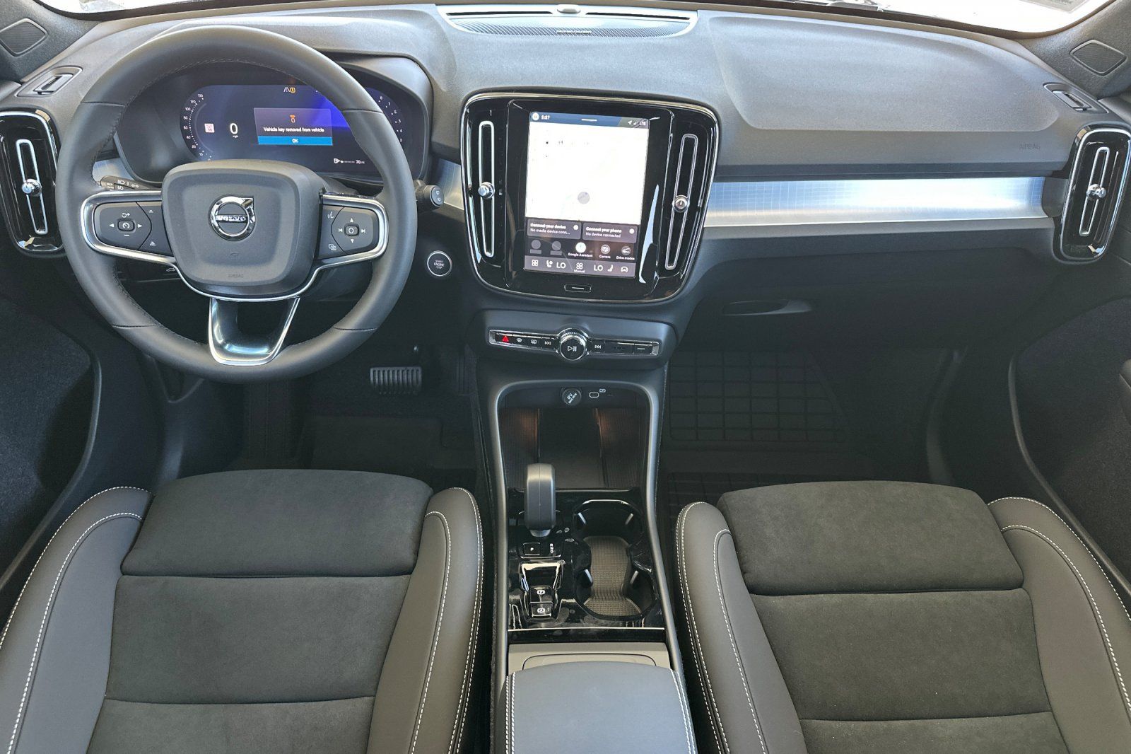 New 2026 Blue Volvo B5 Ultra Black Edition image 13