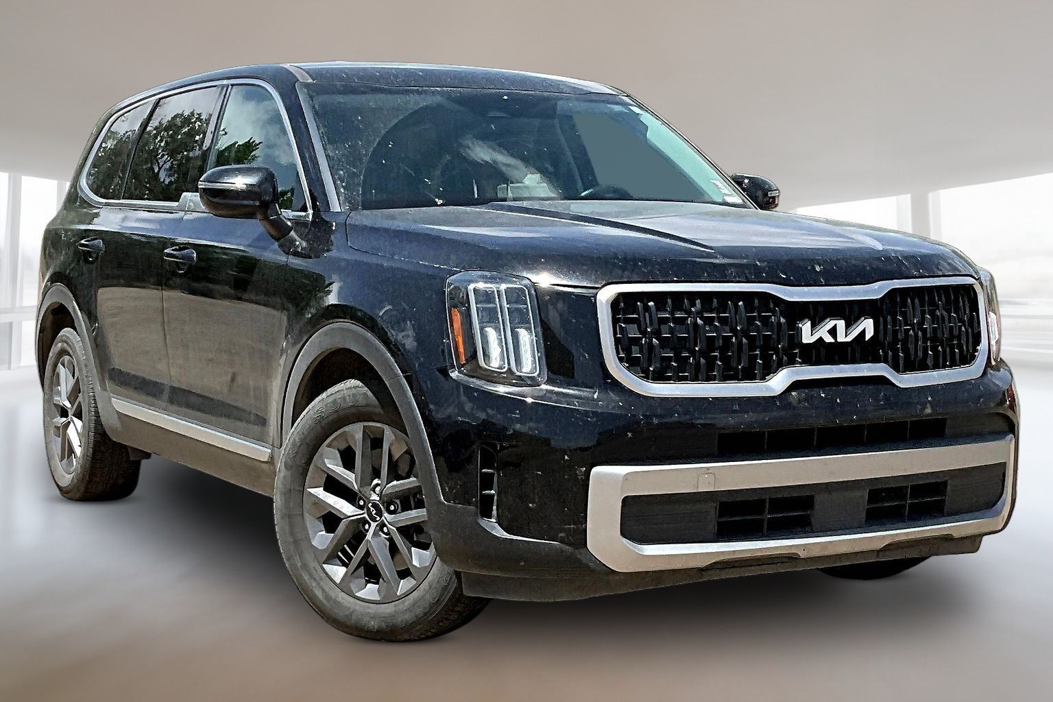 Ebony Black 2023 Kia Telluride LX FWD SUV / Crossover Front-Wheel Drive 8-Speed Automatic