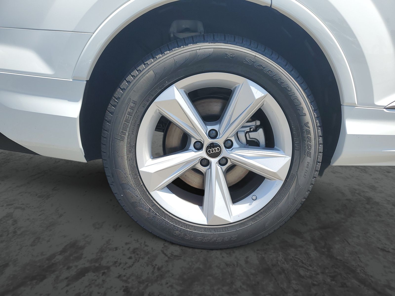 Vehicle photo