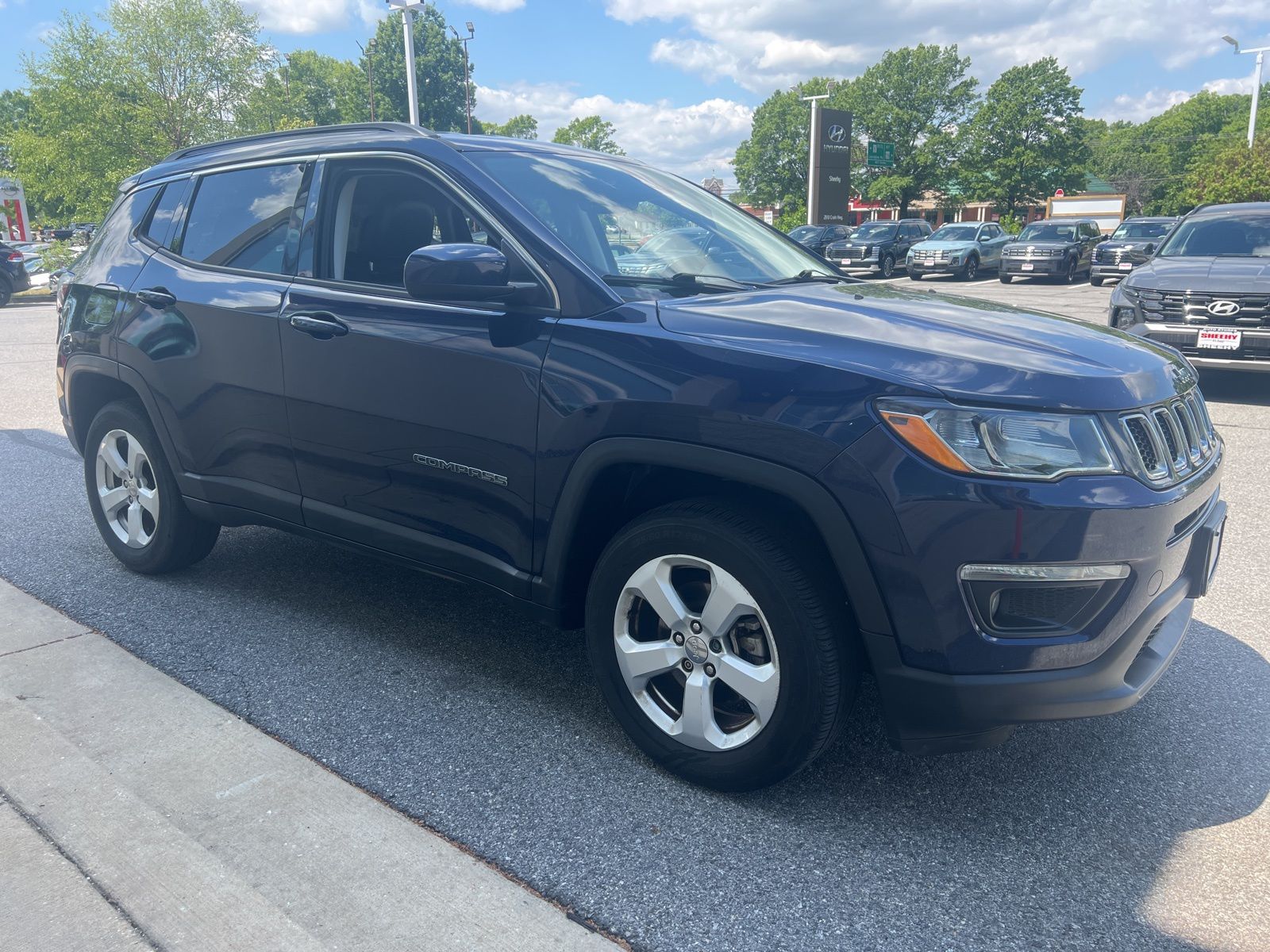 Jazz Blue Pearlcoat 2018 Jeep Compass Latitude 4WD SUV / Crossover Four-Wheel Drive 9-Speed Automatic