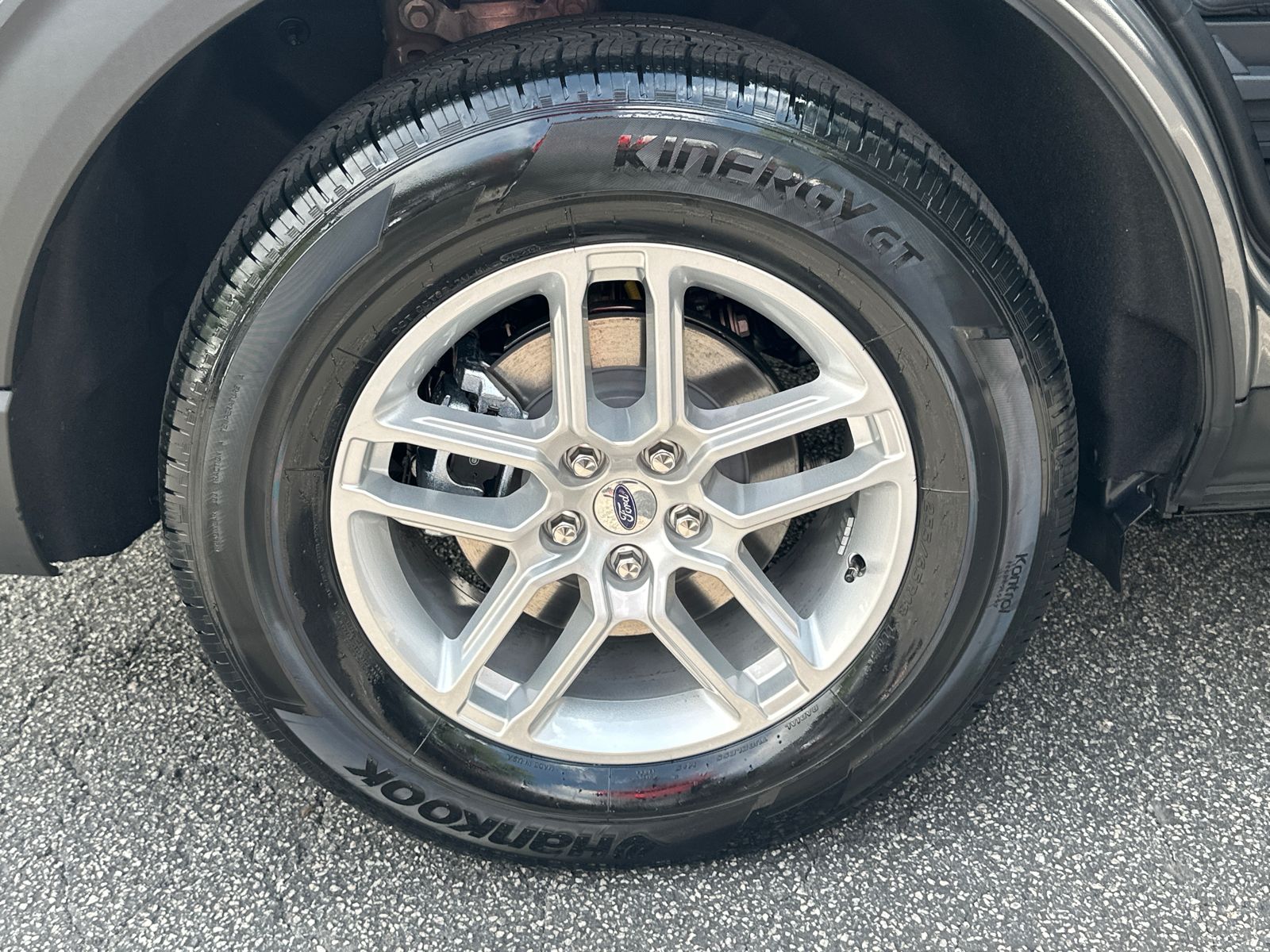 New 2026 Carbonized Gray Metallic Ford Active image 18