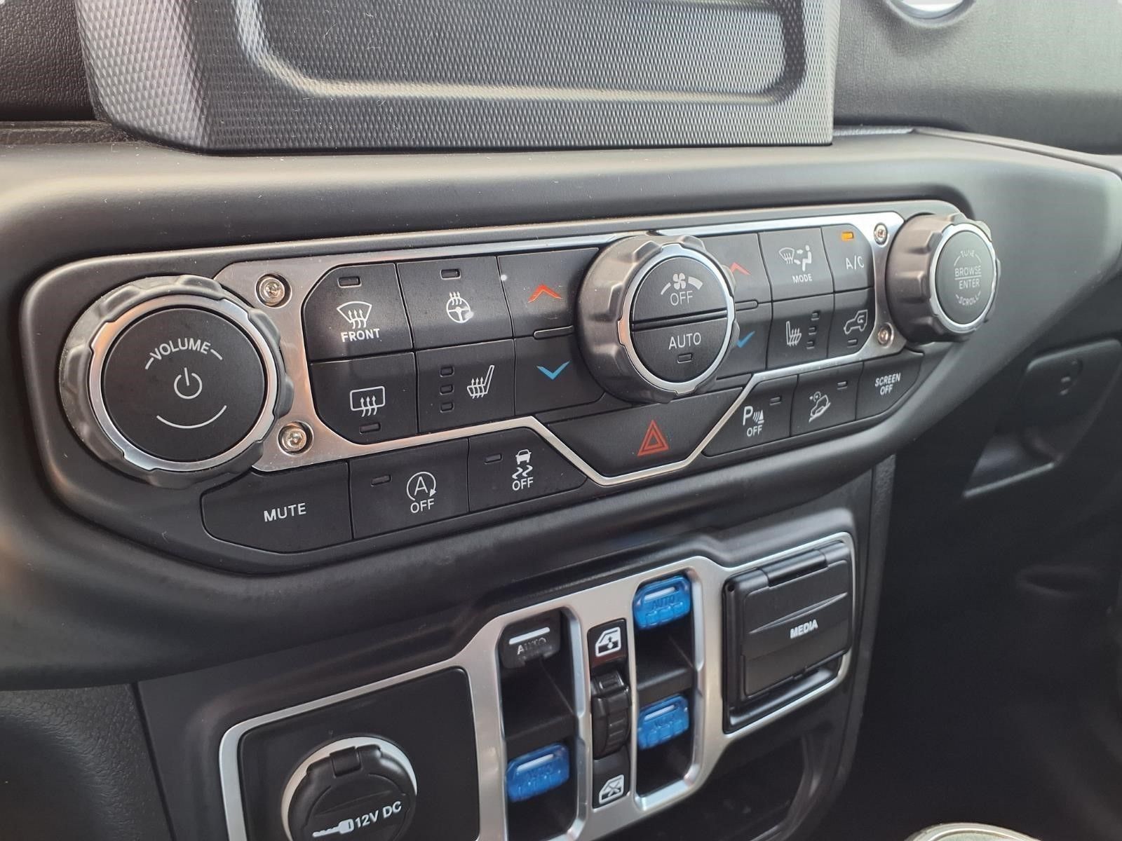 car-gallery-24