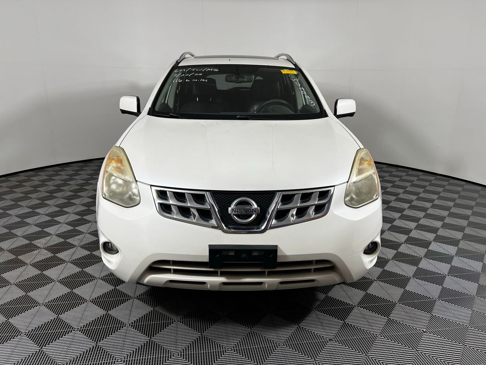 Thumbnail: 2012 Nissan Rogue - 2
