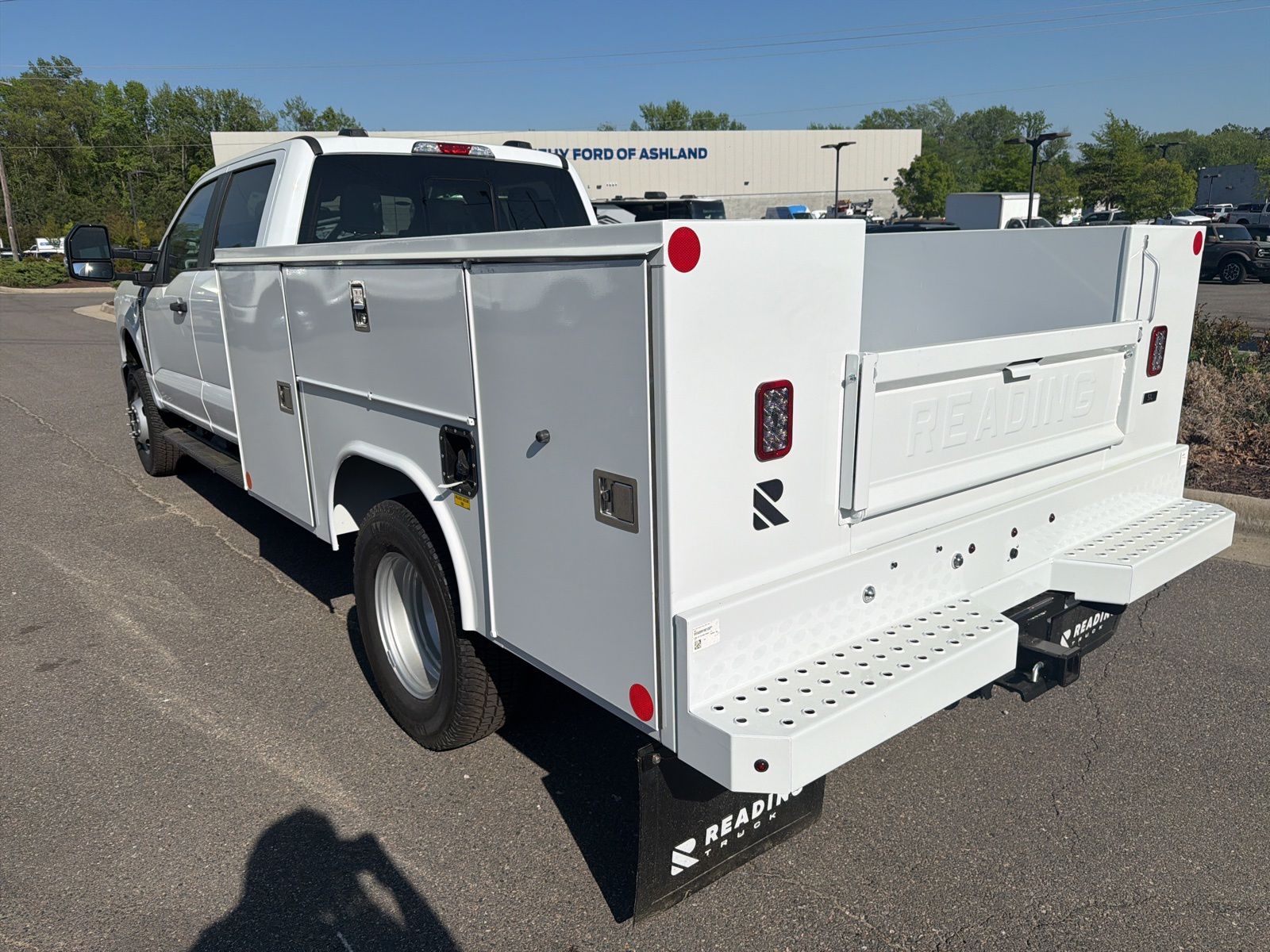 New 2026 Oxford White Ford XL image 14