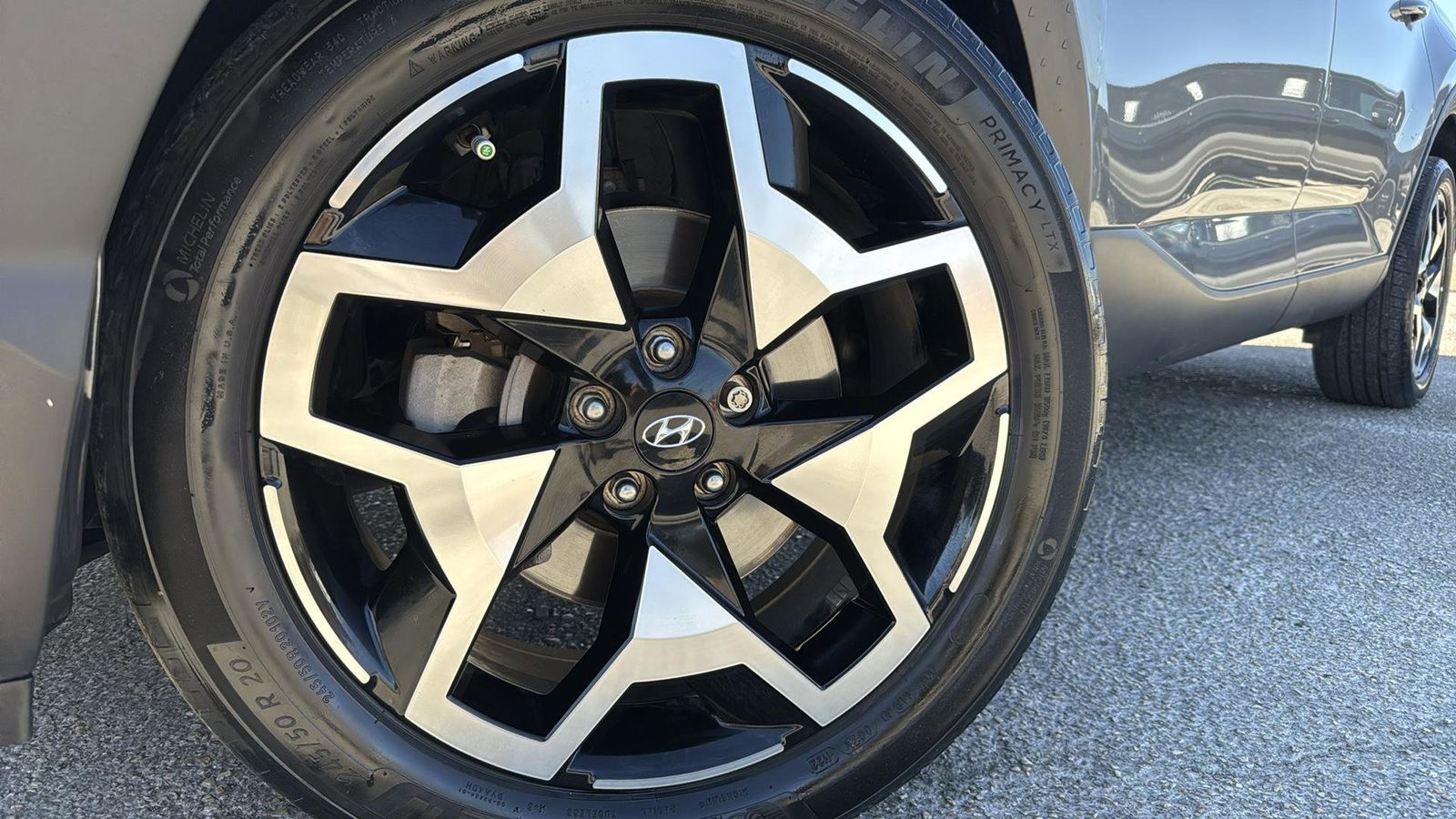 Used Car 2022 Hyundai Santa Cruz  Limited For Sale Under $25,000 In Austin, Texas