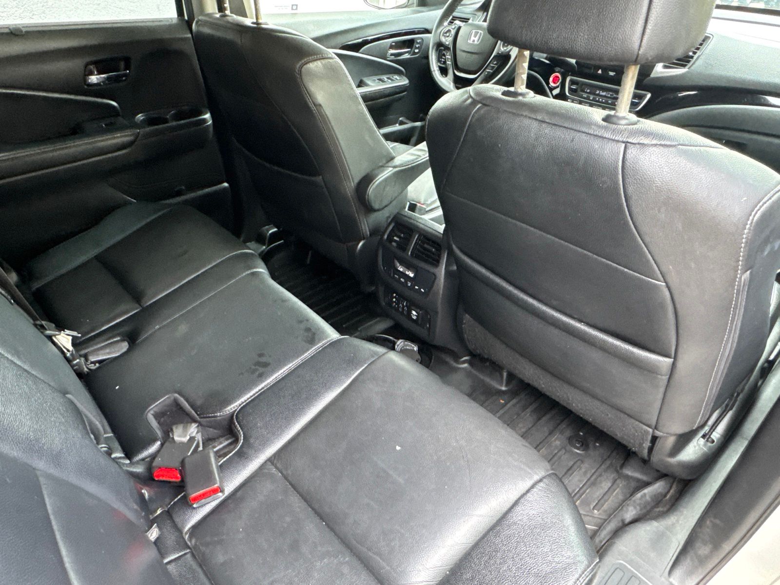 Used 2017 White Diamond Pearl Honda Touring image 26