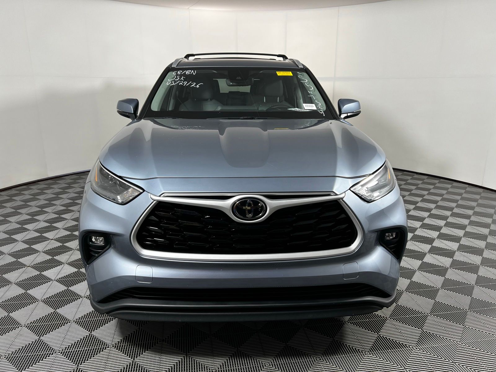 Thumbnail: 2024 Toyota Highlander - 2