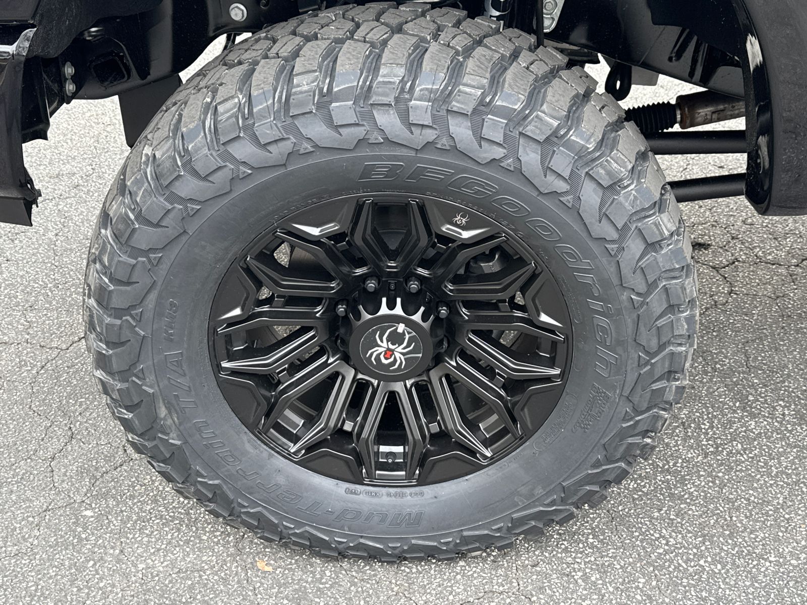 New 2026 Agate Black Metallic Ford F-250® Lariat® image 13