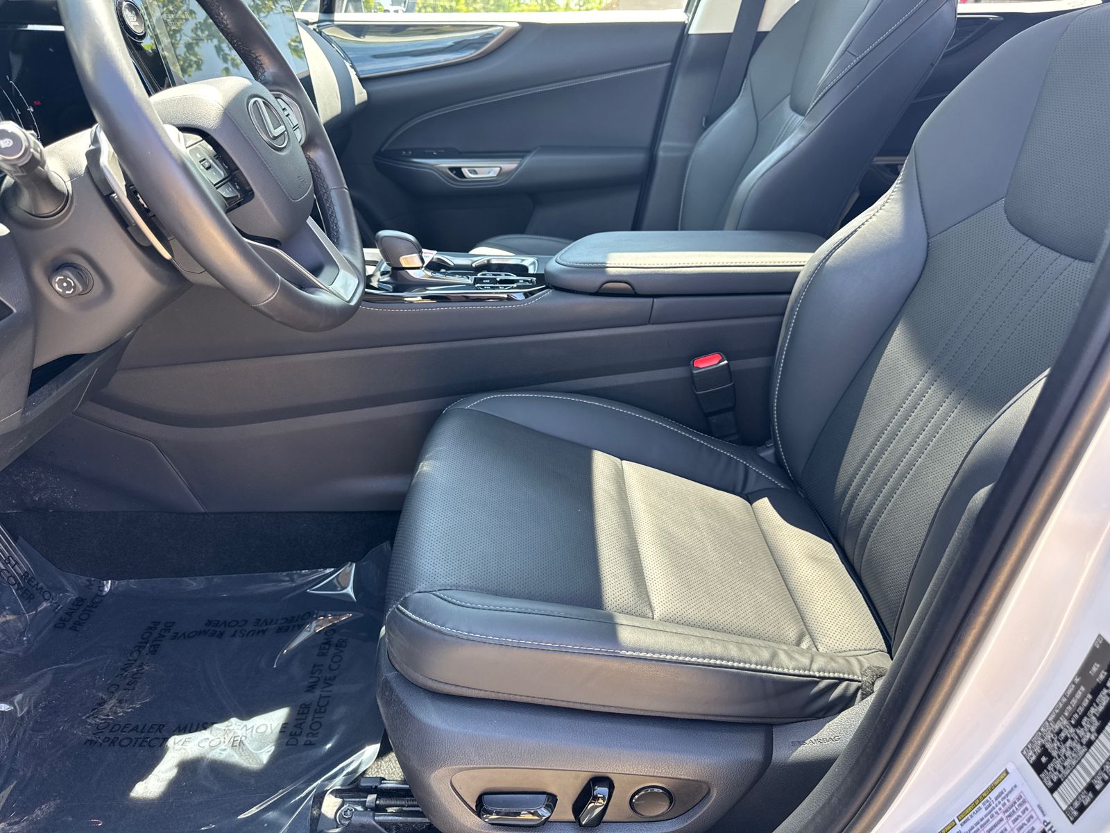 Used 2024 White Lexus 350 Premium image 9