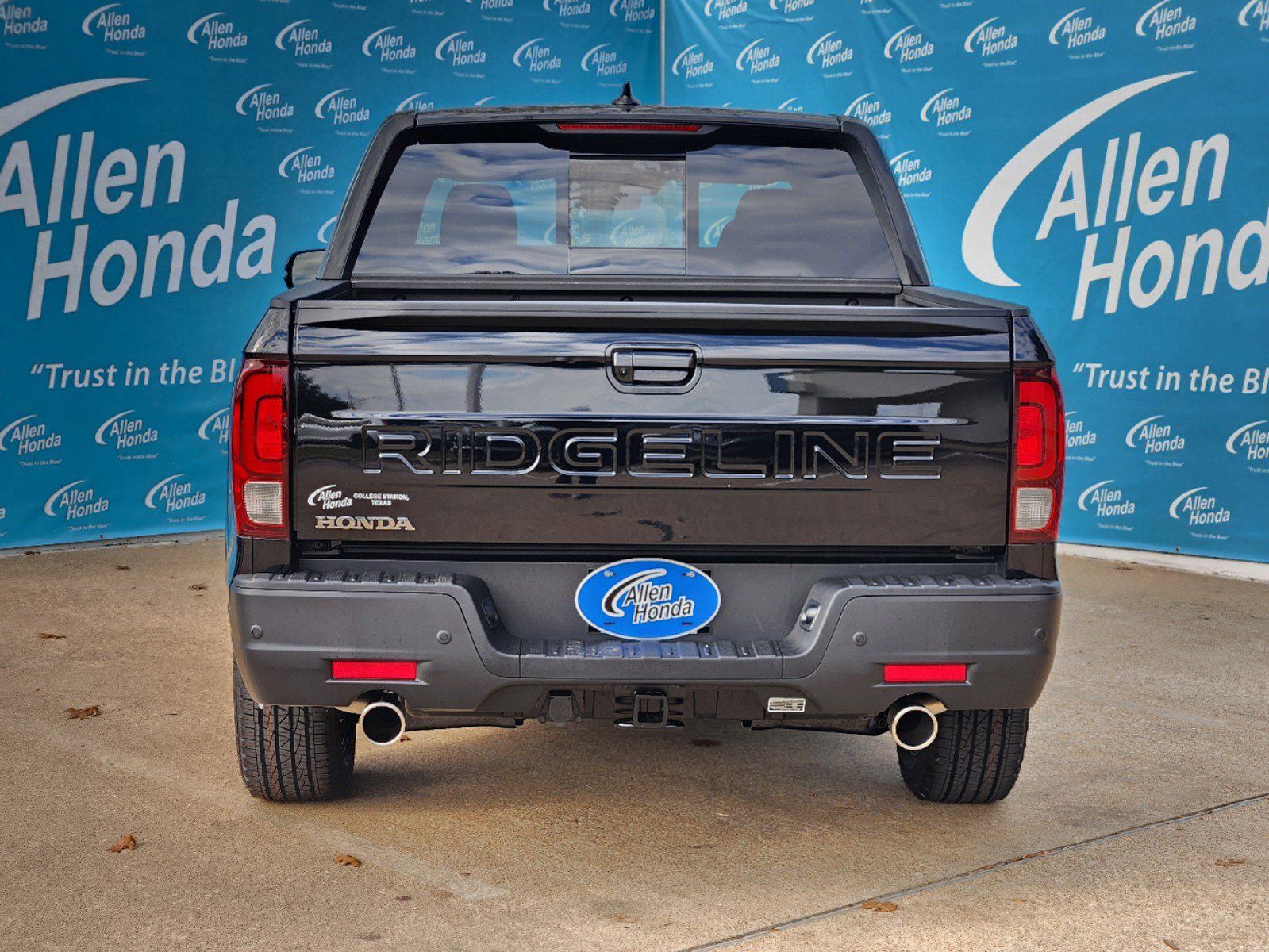 2025 Honda Ridgeline Black Edition 7