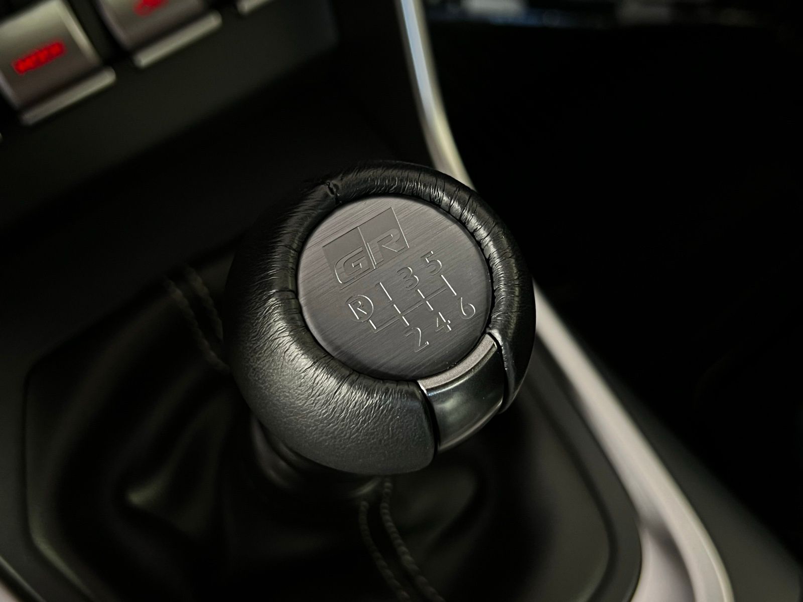 Thumbnail: 2025 Toyota GR86 - 15