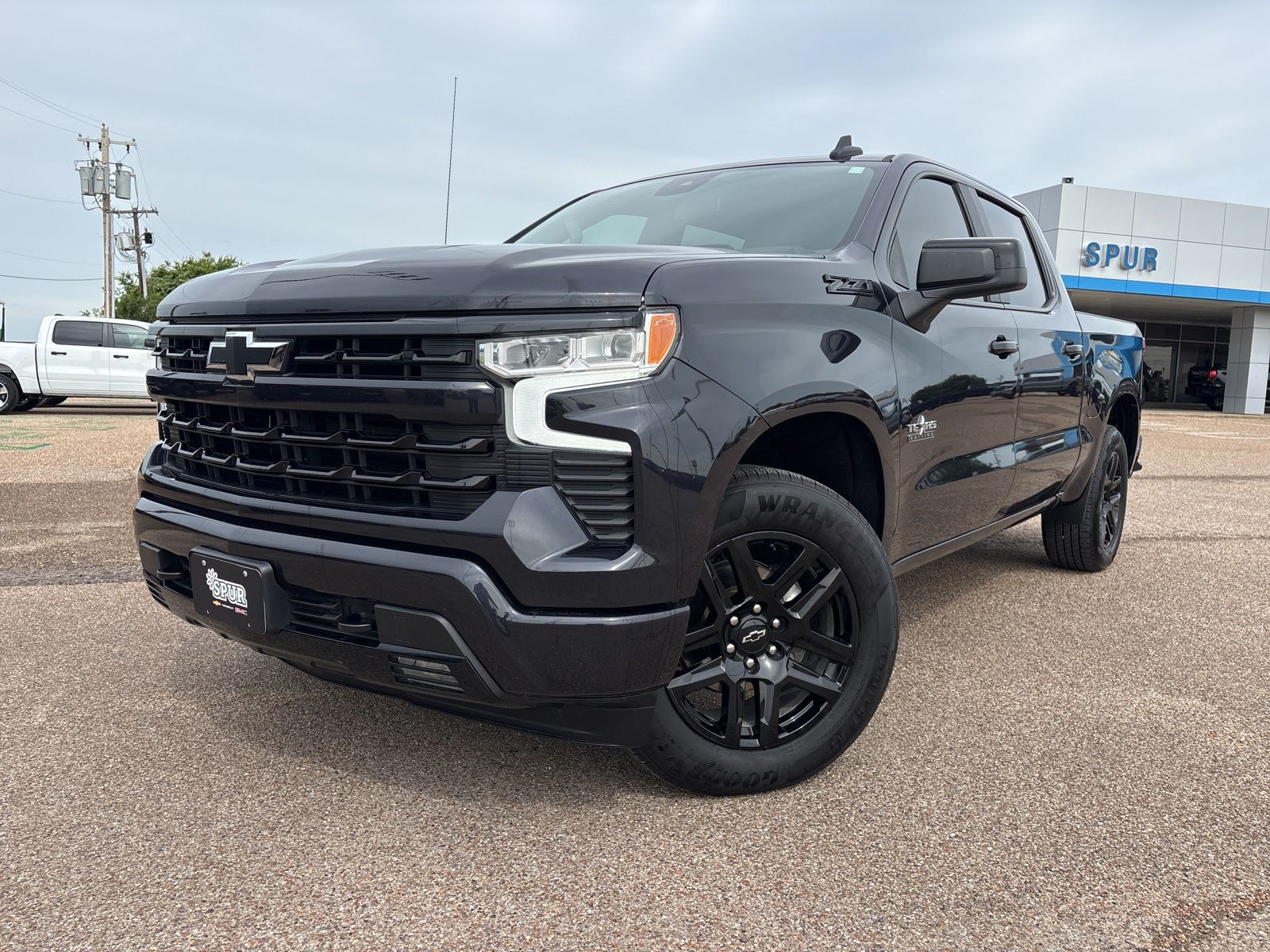 Dark Ash Metallic 2023 Chevrolet Silverado 1500 Pickup Truck Four-Wheel Drive Automatic