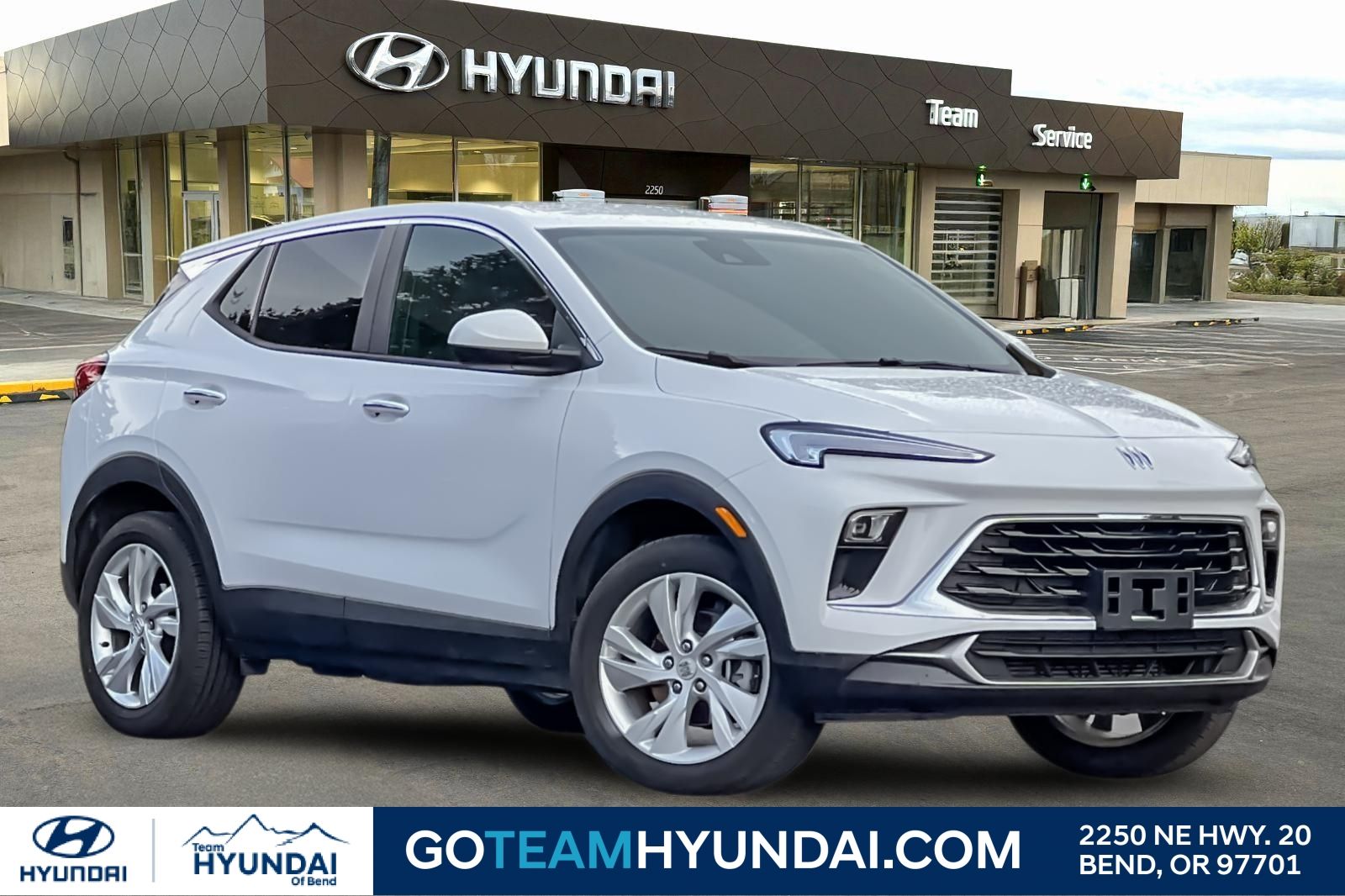 Summit White 2025 Buick Encore GX Preferred AWD SUV / Crossover All-Wheel Drive 9-Speed Automatic