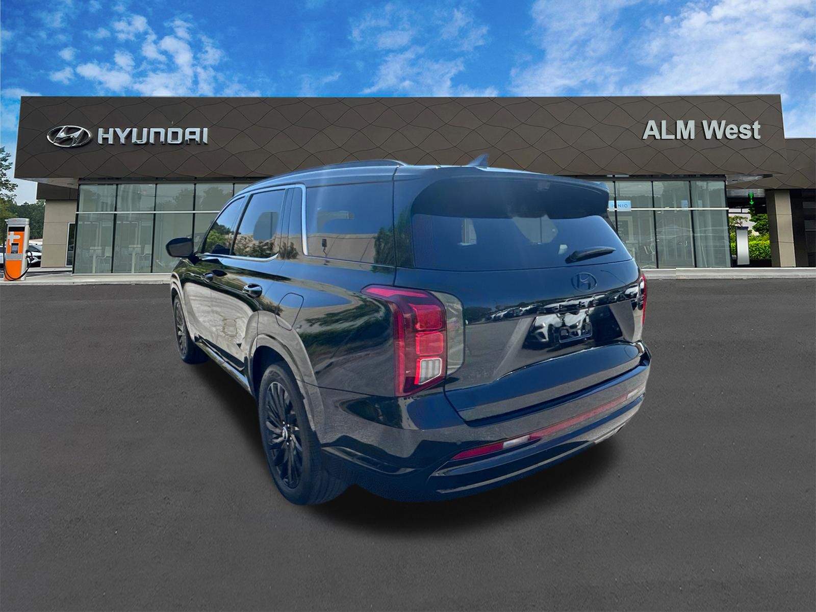 Used 2025 Black Hyundai Calligraphy Night Edition image 7