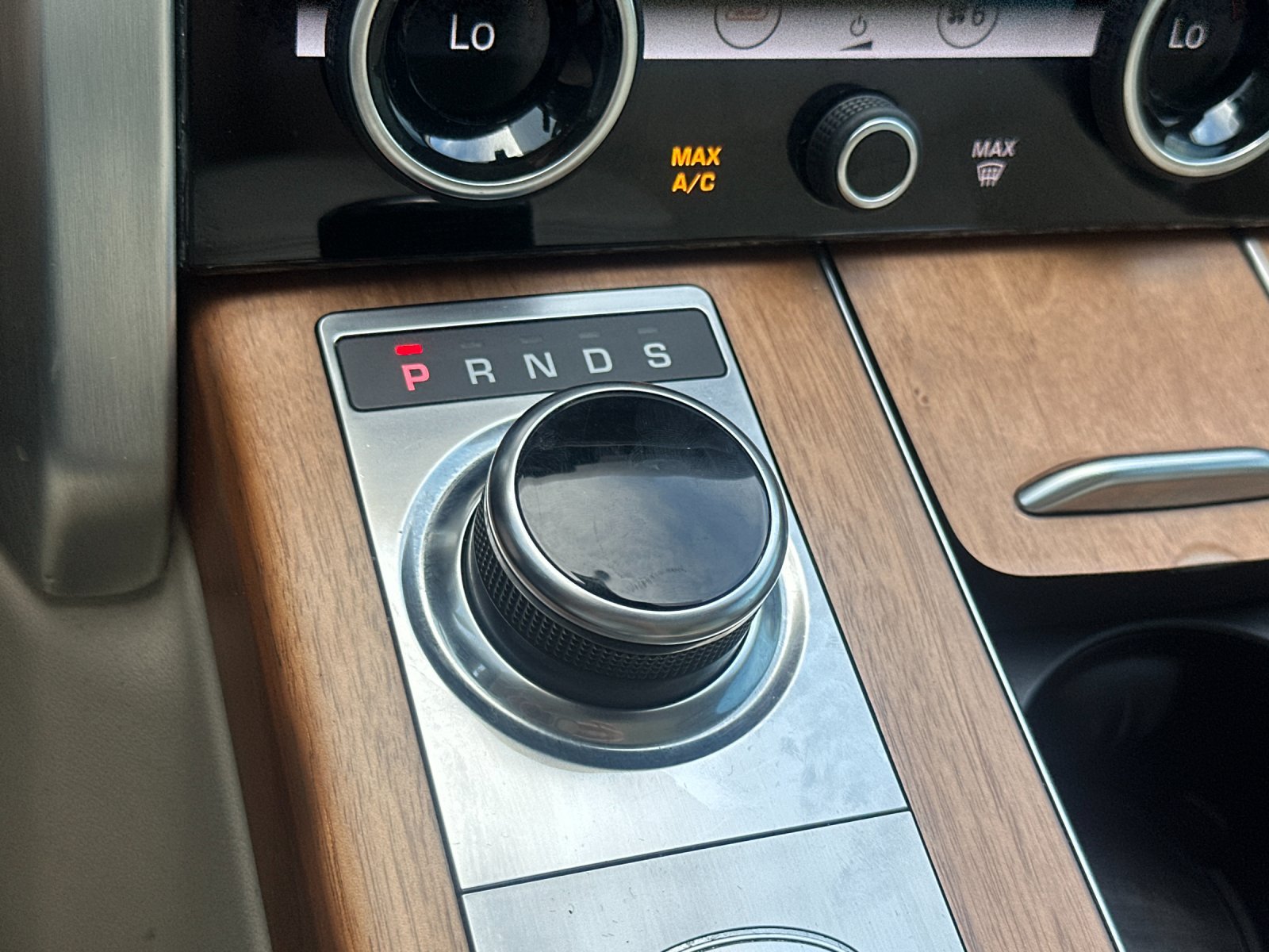 2021 Land Rover Range Rover Westminster — foto completa 21 de 28