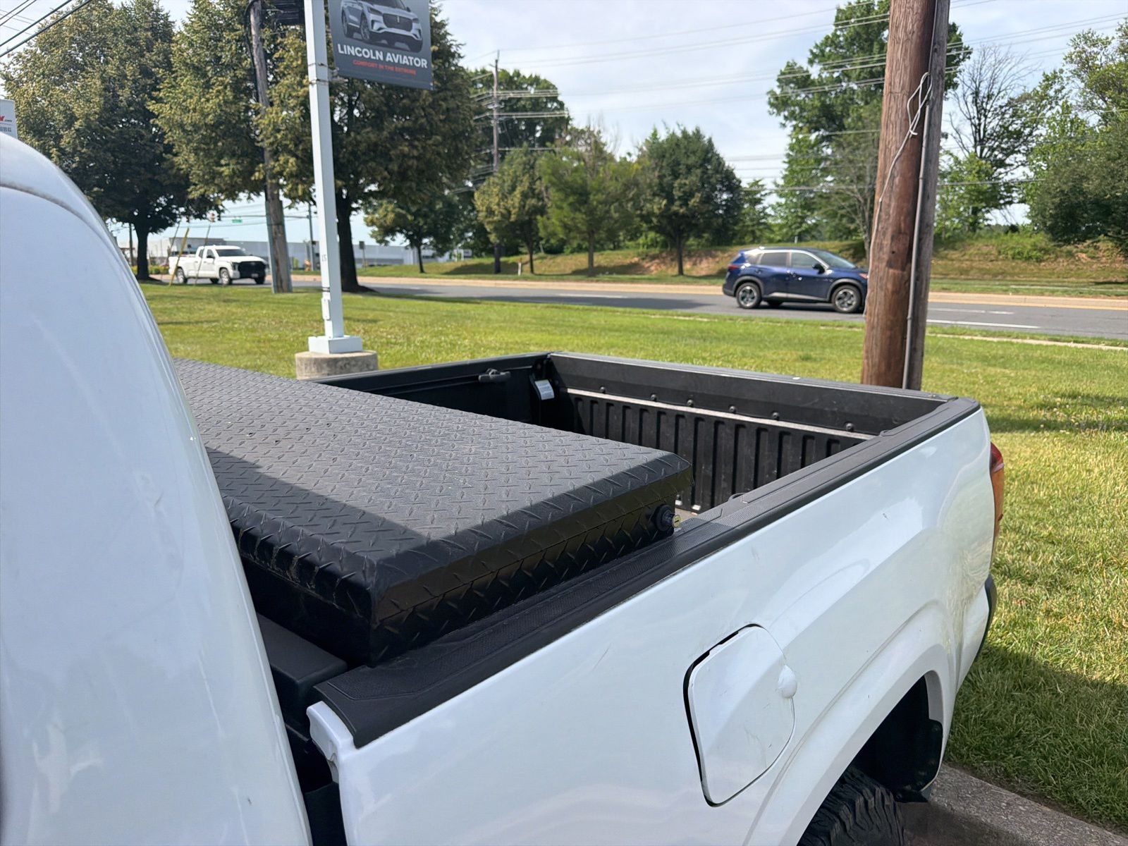 Used 2019 Super White Toyota SR image 26
