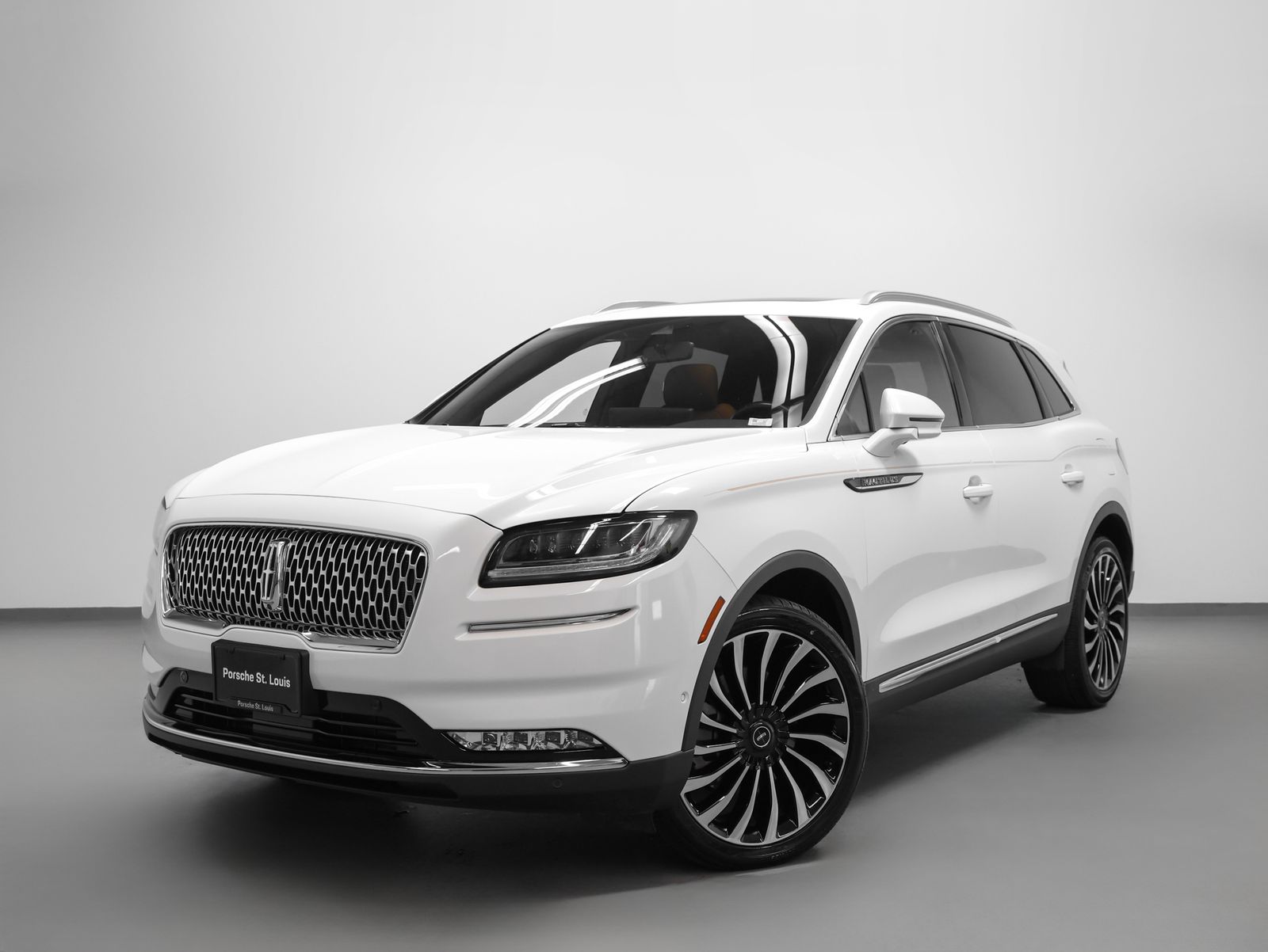 Pristine White Metallic Tri-Coat 2023 Lincoln Nautilus Black Label AWD SUV / Crossover All-Wheel Drive 8-Speed Automatic