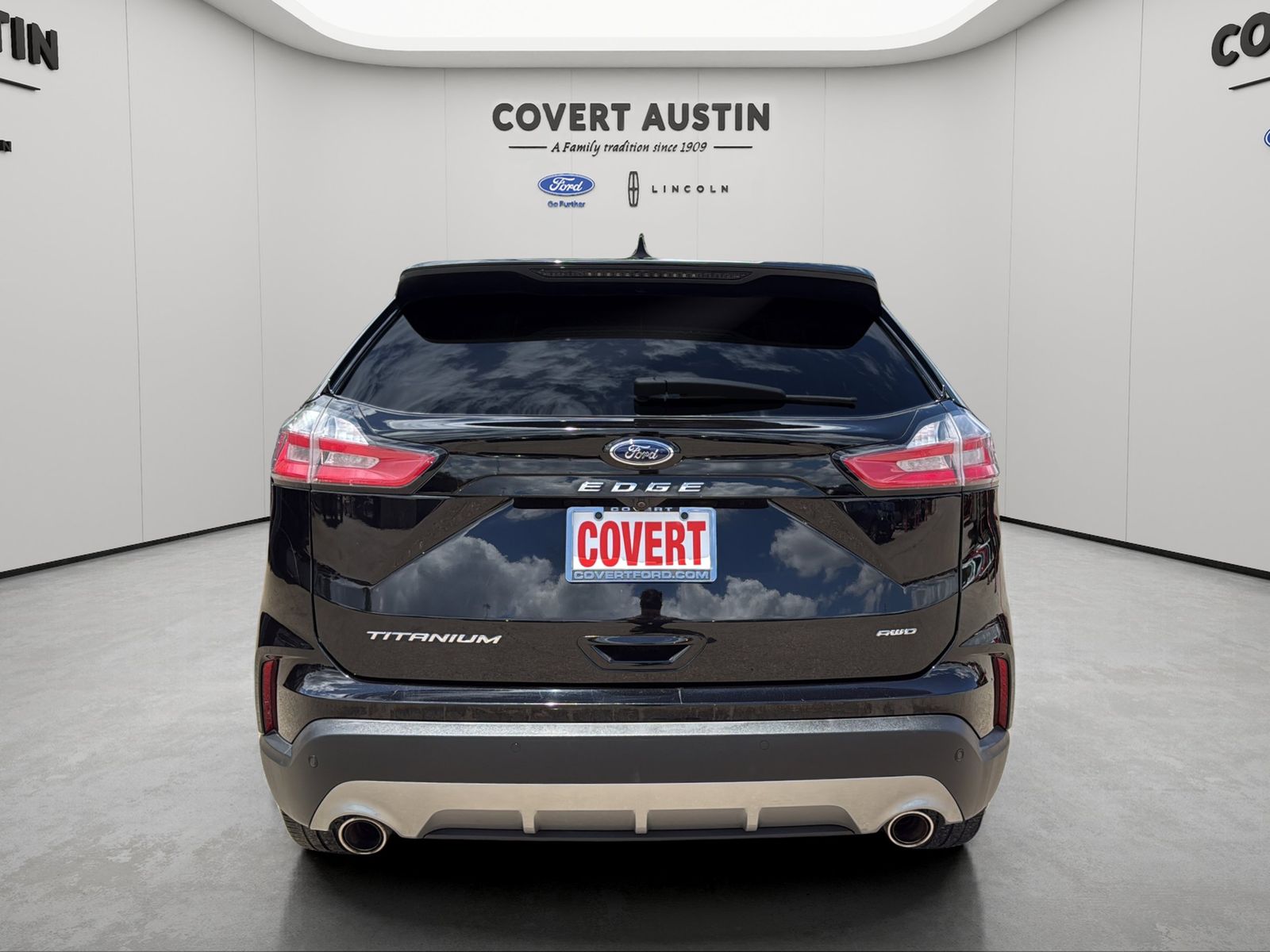 Used Car 2023 Ford Edge  Titanium For Sale Under $30,000 In Austin, Texas
