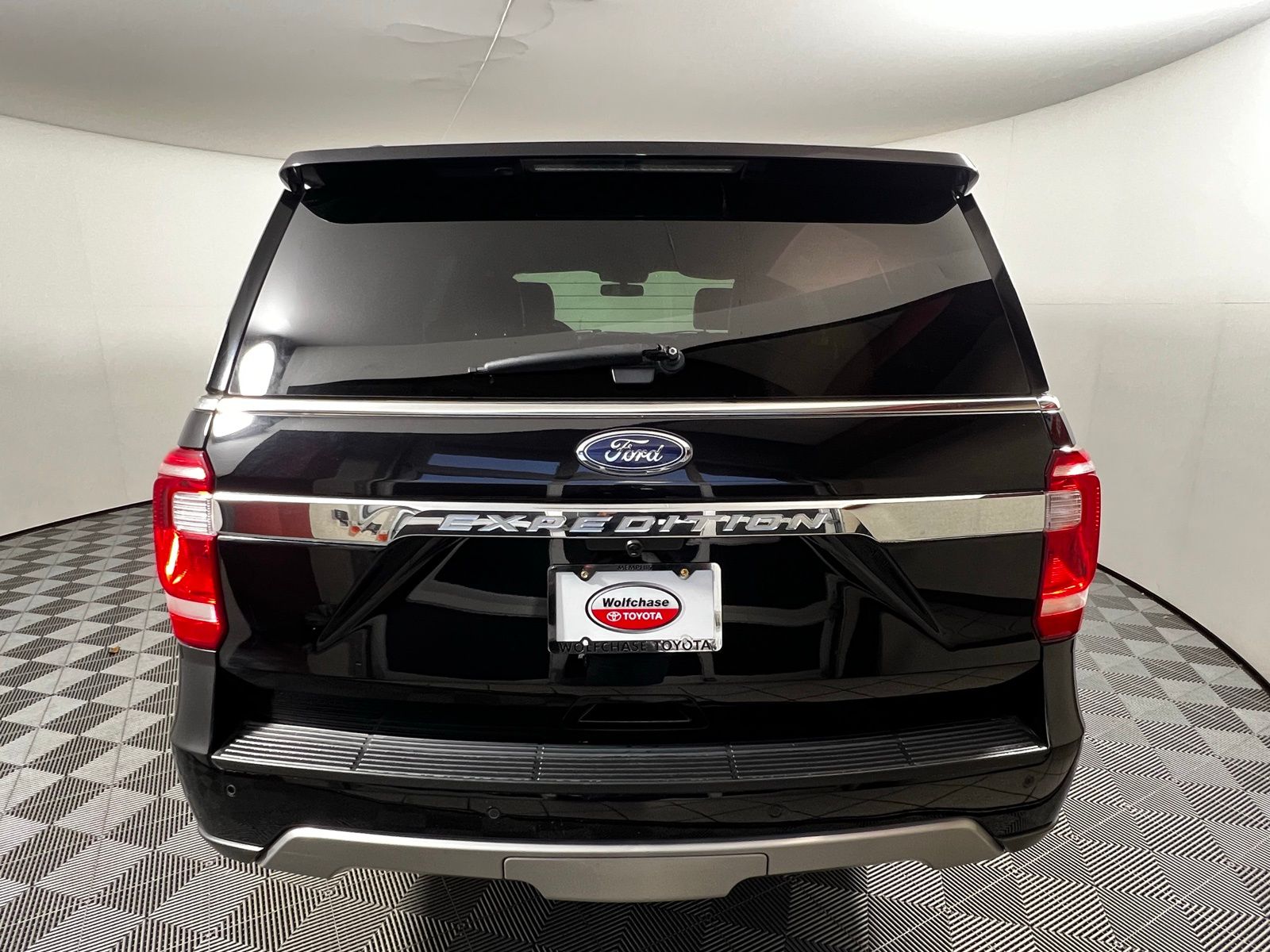 Thumbnail: 2021 Ford Expedition - 6
